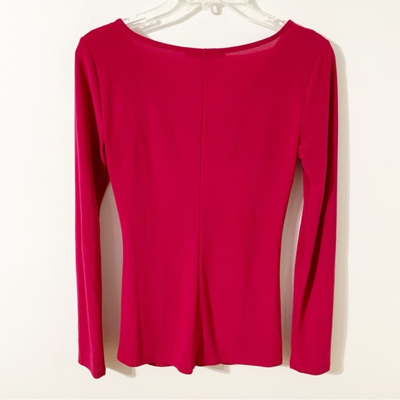 Narciso Rodriguez for DesigNation Long Sleeve Ruched Front V-Neck Knit Top Berry - Picture 4 of 8